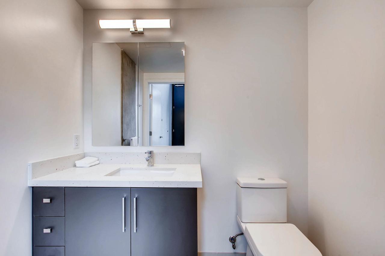Apartment Amazing 1 Bedroom Loft W 1.5 Baths San Diego