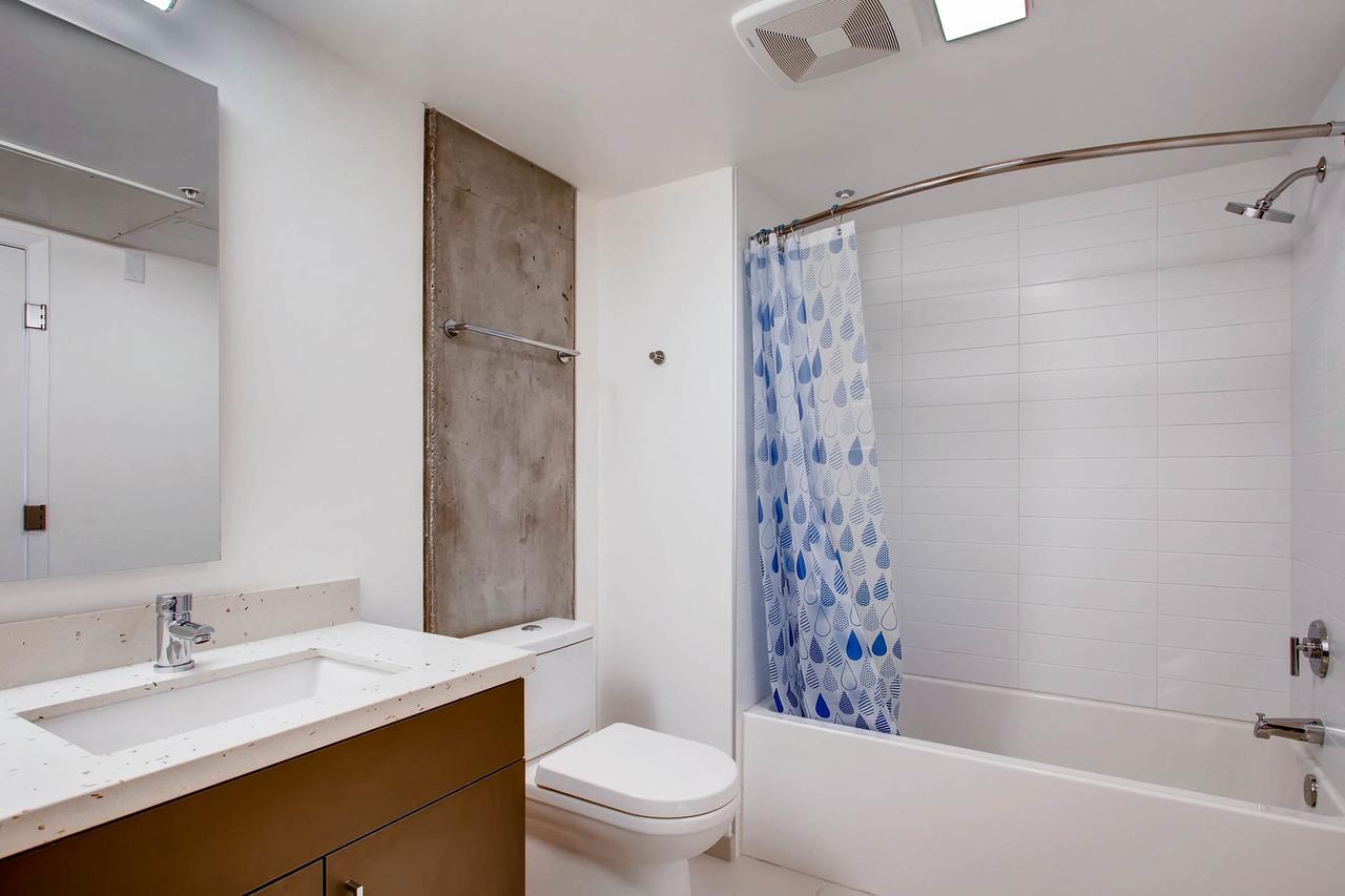 Apartment Amazing 1 Bedroom Loft W 1.5 Baths San Diego