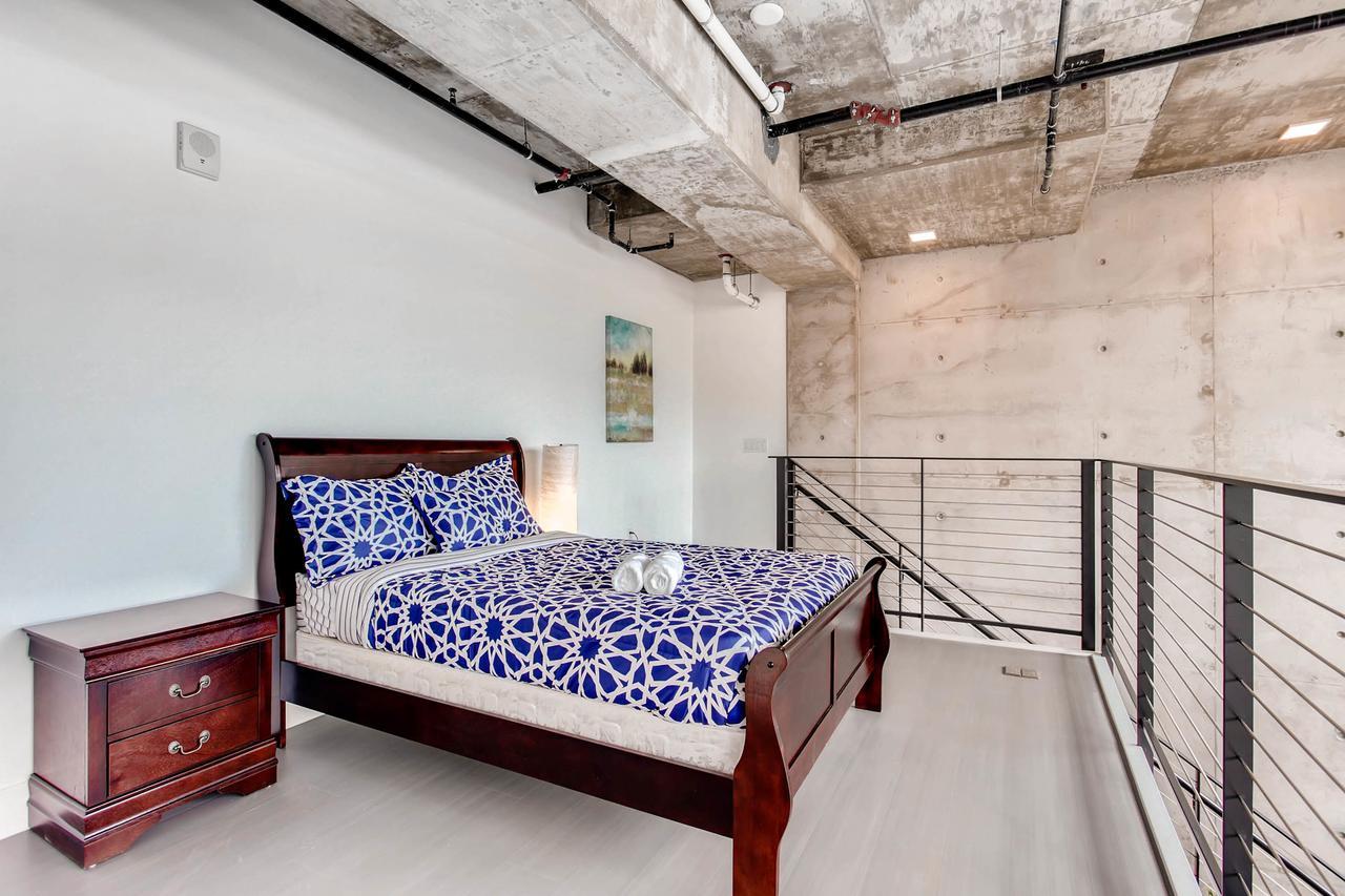 Amazing 1 Bedroom Loft W 1.5 Baths Apartamento